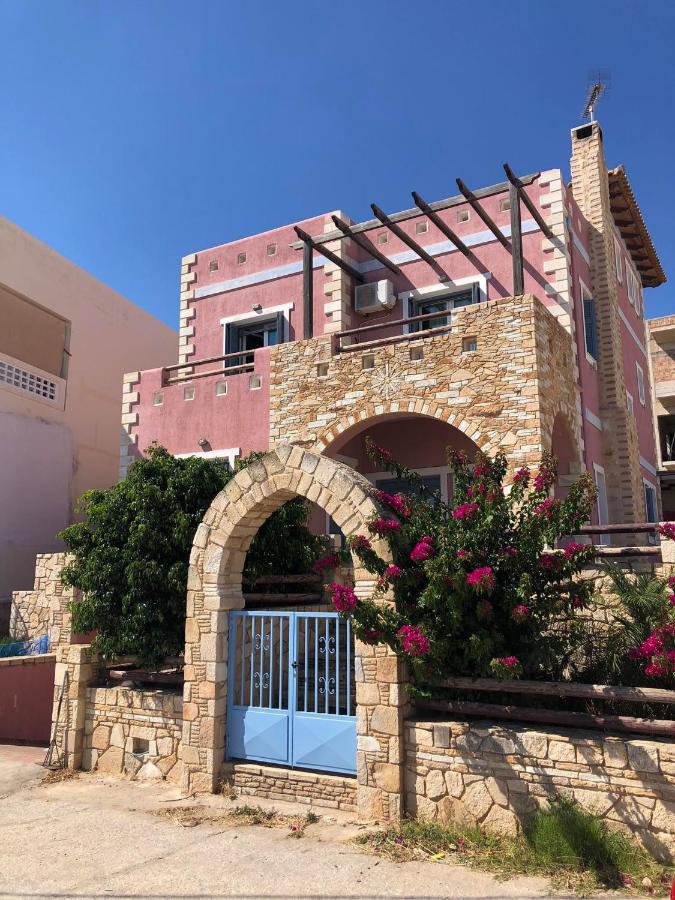 Pink House Apartment Palaiochora Bagian luar foto